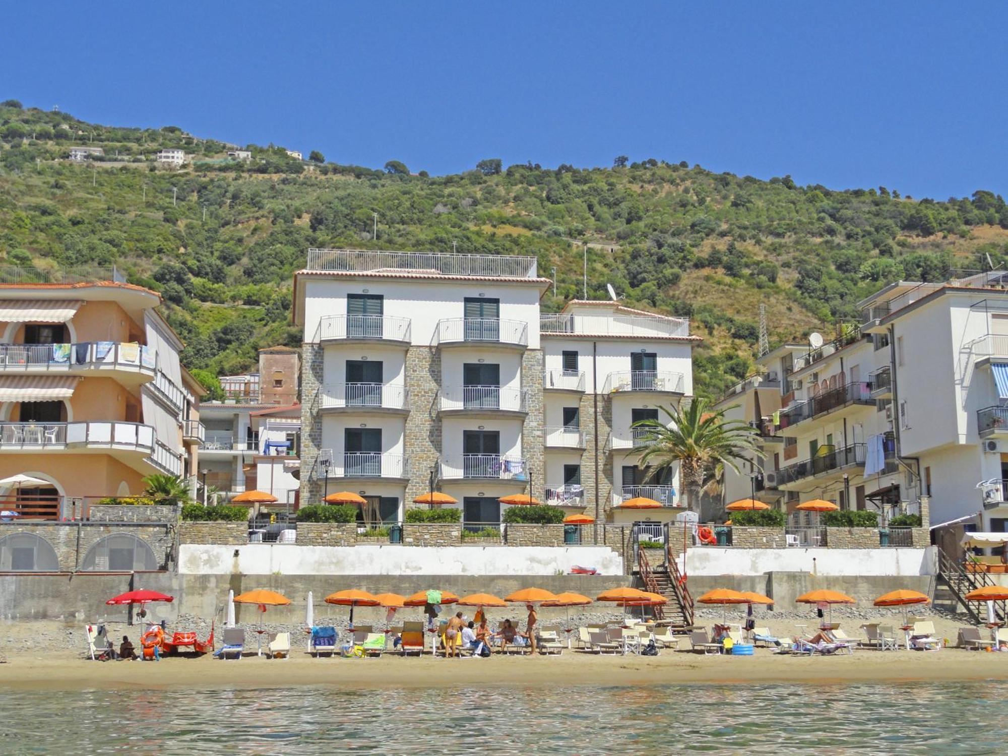 Acciaroli Vacanze Residence Exterior photo