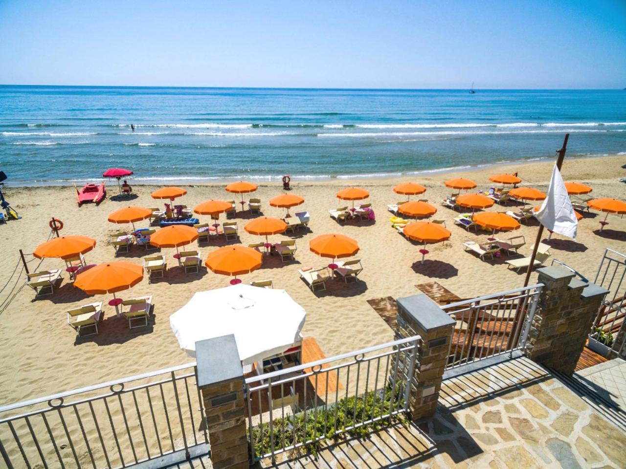 Acciaroli Vacanze Residence Exterior photo