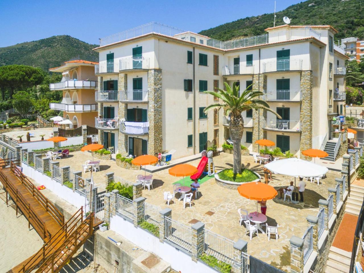 Acciaroli Vacanze Residence Exterior photo
